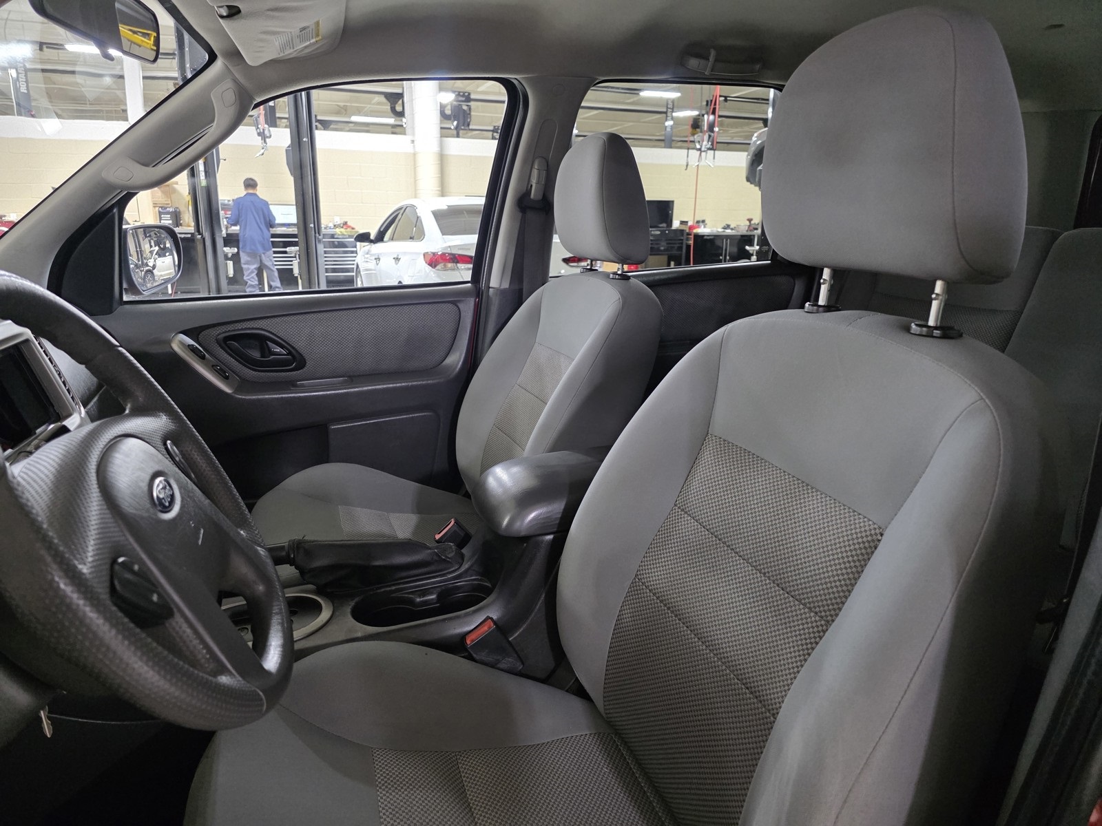 Used 2007 Ford Escape Hybrid with VIN 1FMYU49HX7KB99219 for sale in Long Beach, CA