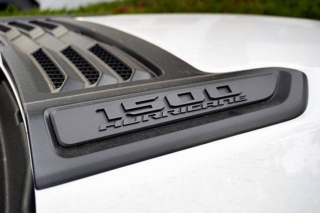 New 2026 Bright White Clear-Coat Exterior Paint RAM Laramie image 12