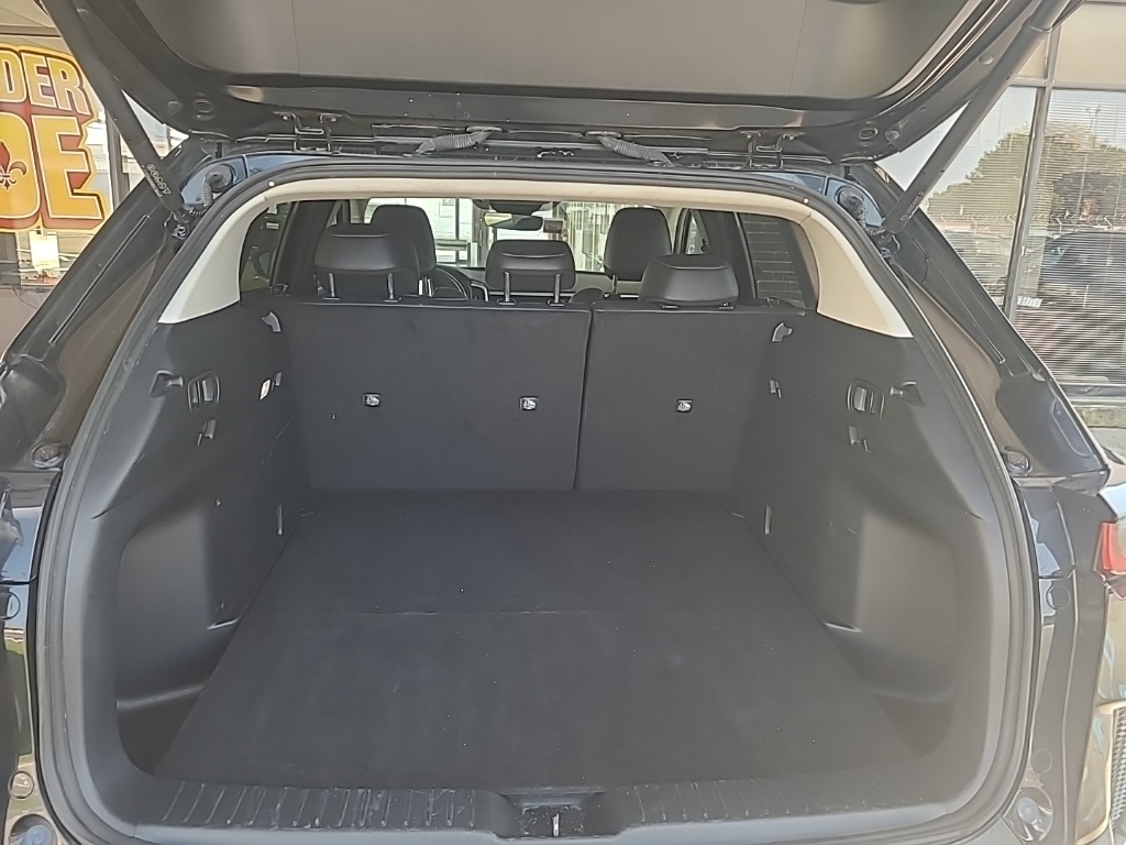2024 Mazda CX-50 2.5 S Preferred photo 3