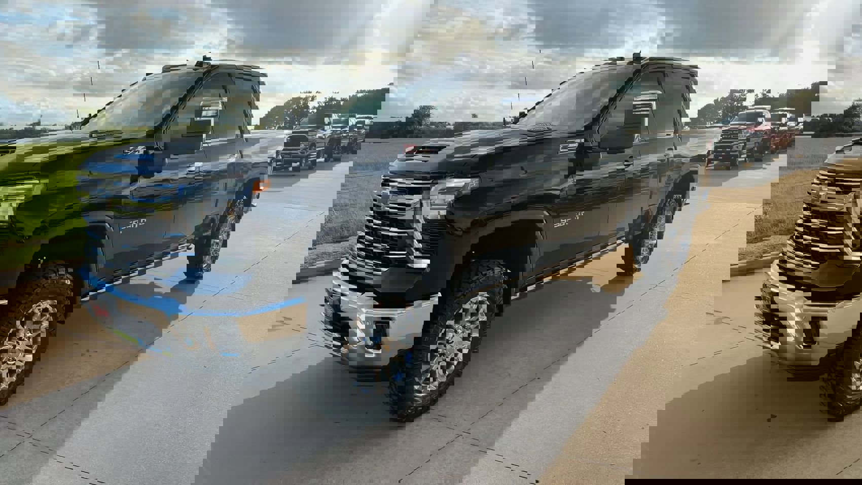 2025 Chevrolet Silverado 2500HD LTZ photo 4