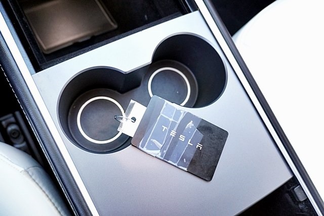 Used 2023  Tesla Long Range image 35