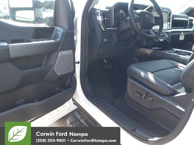 2025 Ford F-350 Lariat photo 10