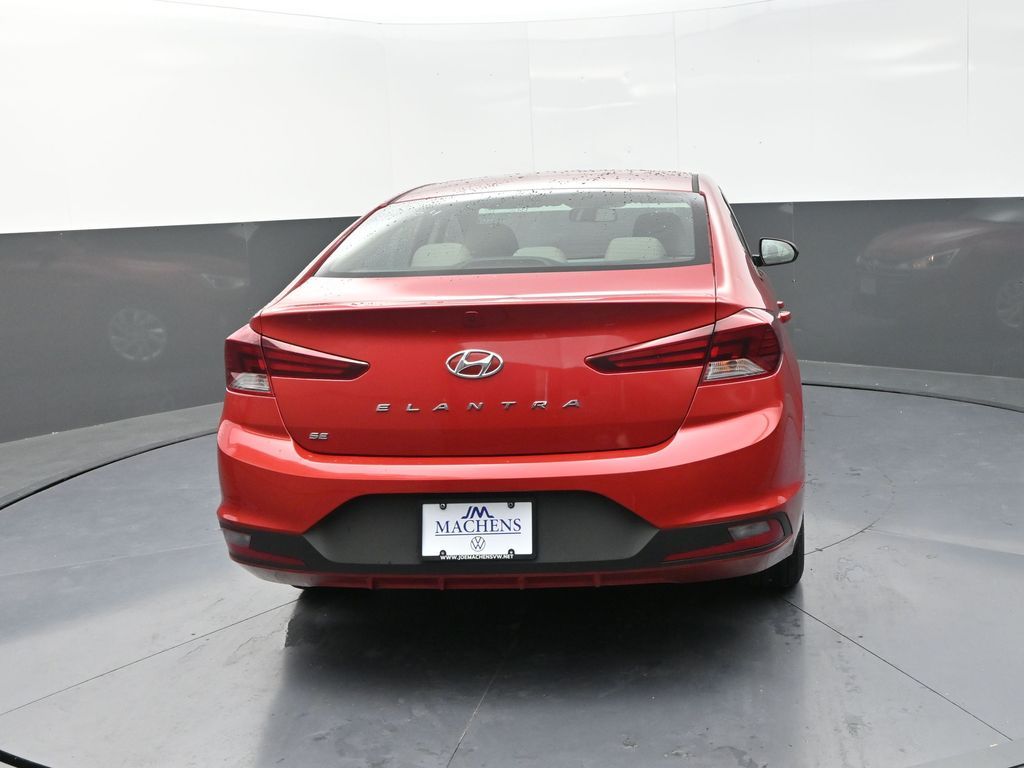2019 Hyundai Elantra SE photo 6