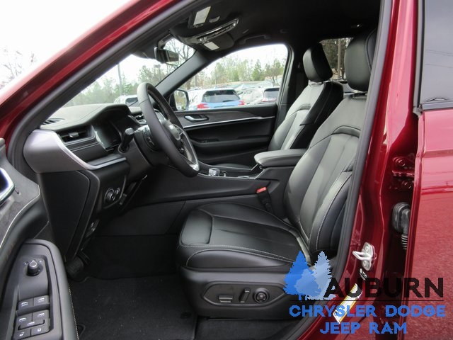 2025 Jeep Grand Cherokee Limited photo 6