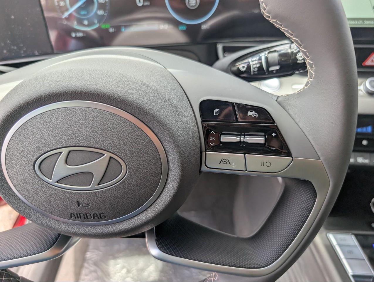 2025 Hyundai Elantra Hybrid SEL Sport photo 17