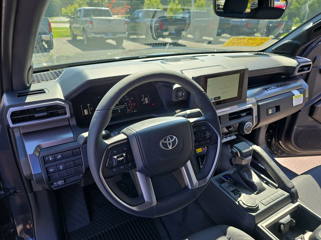 2025 Toyota Tacoma SR5 photo 15