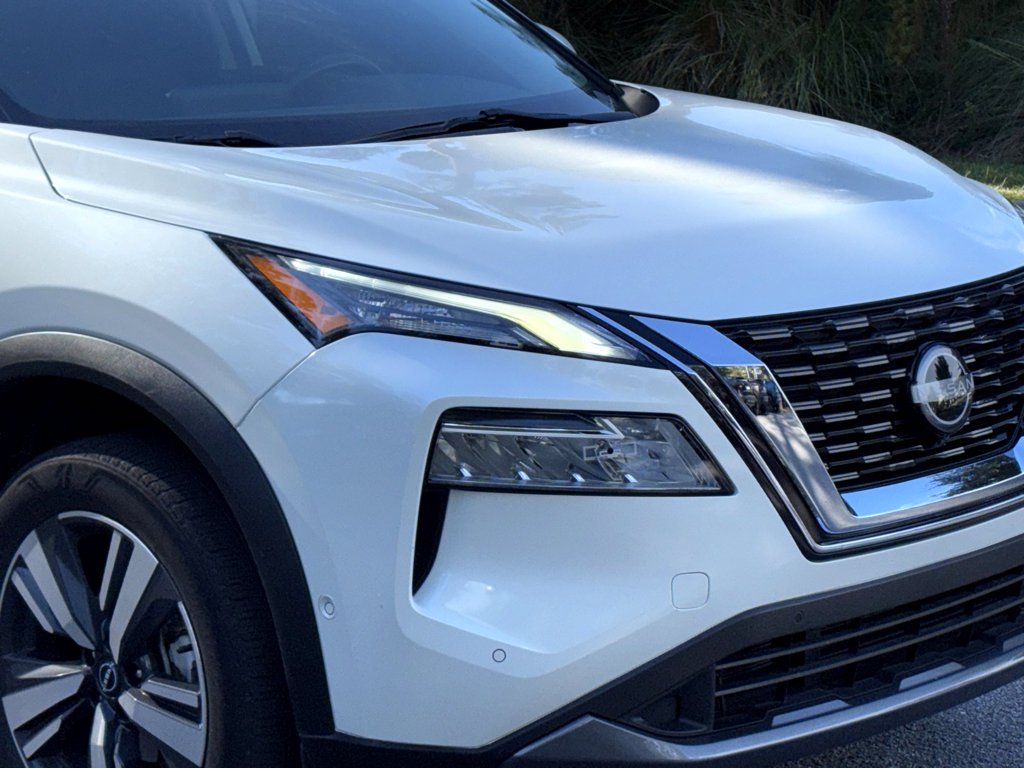2023 Nissan Rogue SL photo 19