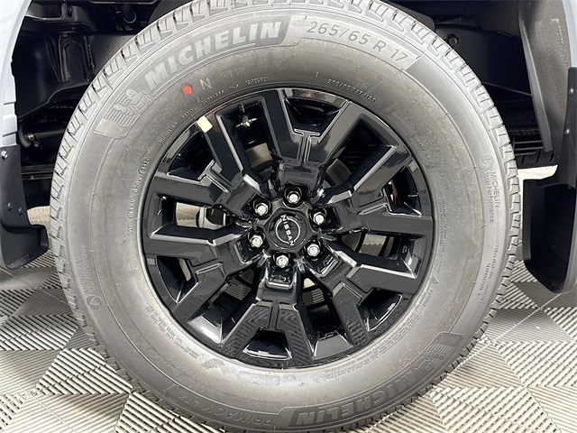 2026 Nissan Frontier SV photo 4