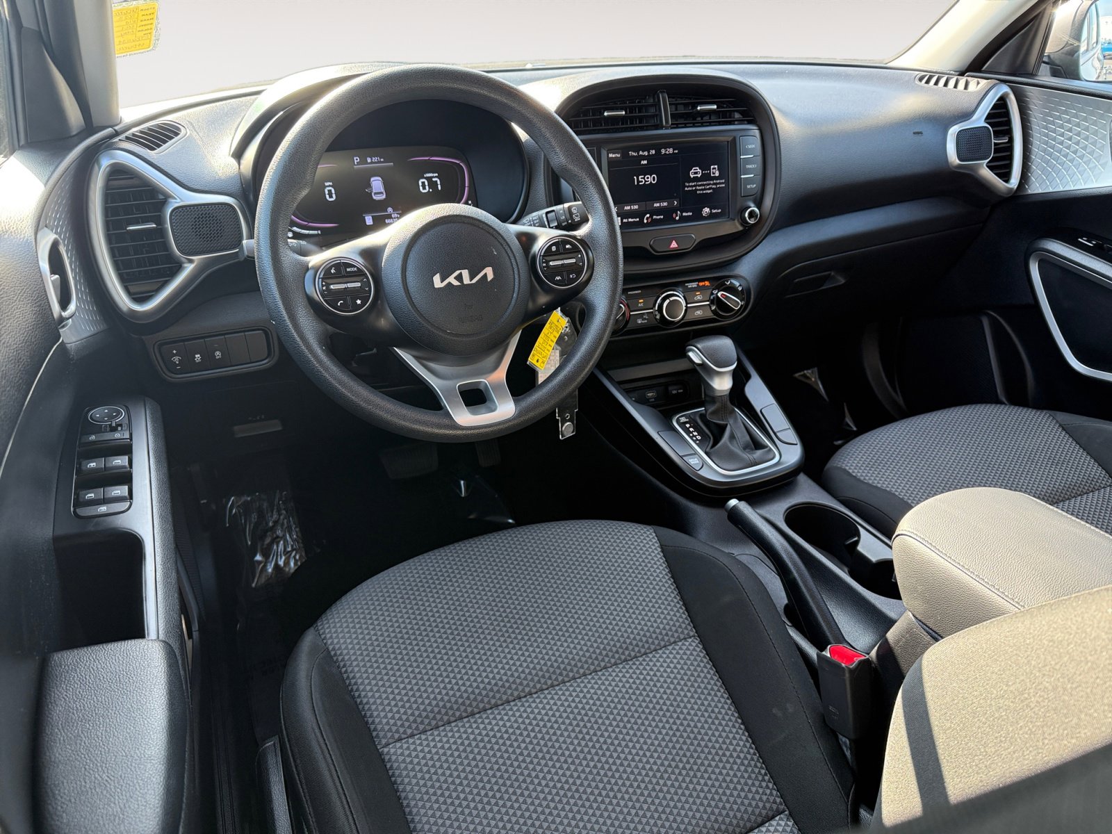 2023 Kia Soul LX photo 13