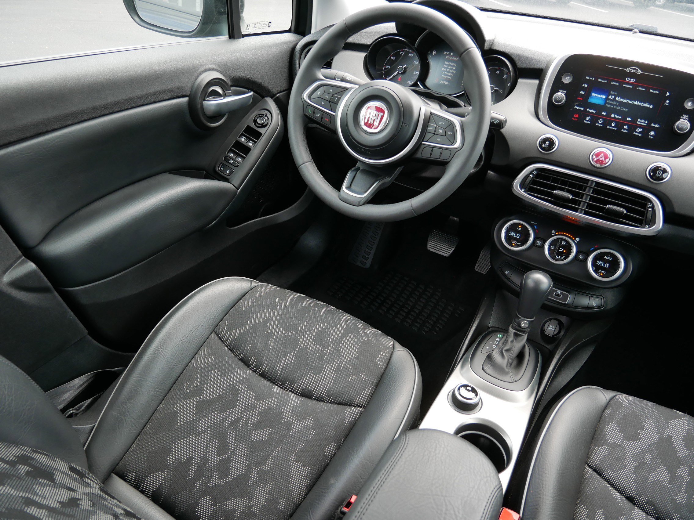 2022 Fiat 500X Trekking photo 9