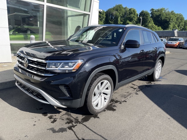 2021 Volkswagen Atlas Cross Sport V6 SE Technology photo 3