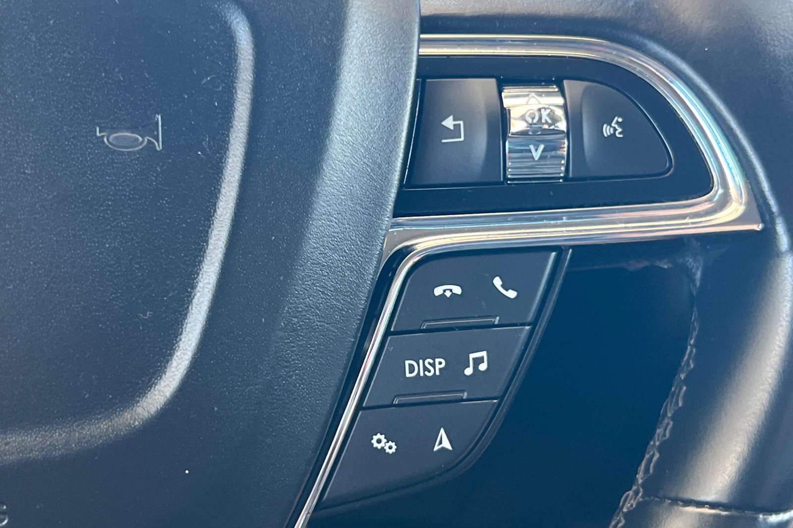 2021 Lincoln Nautilus Standard photo 26