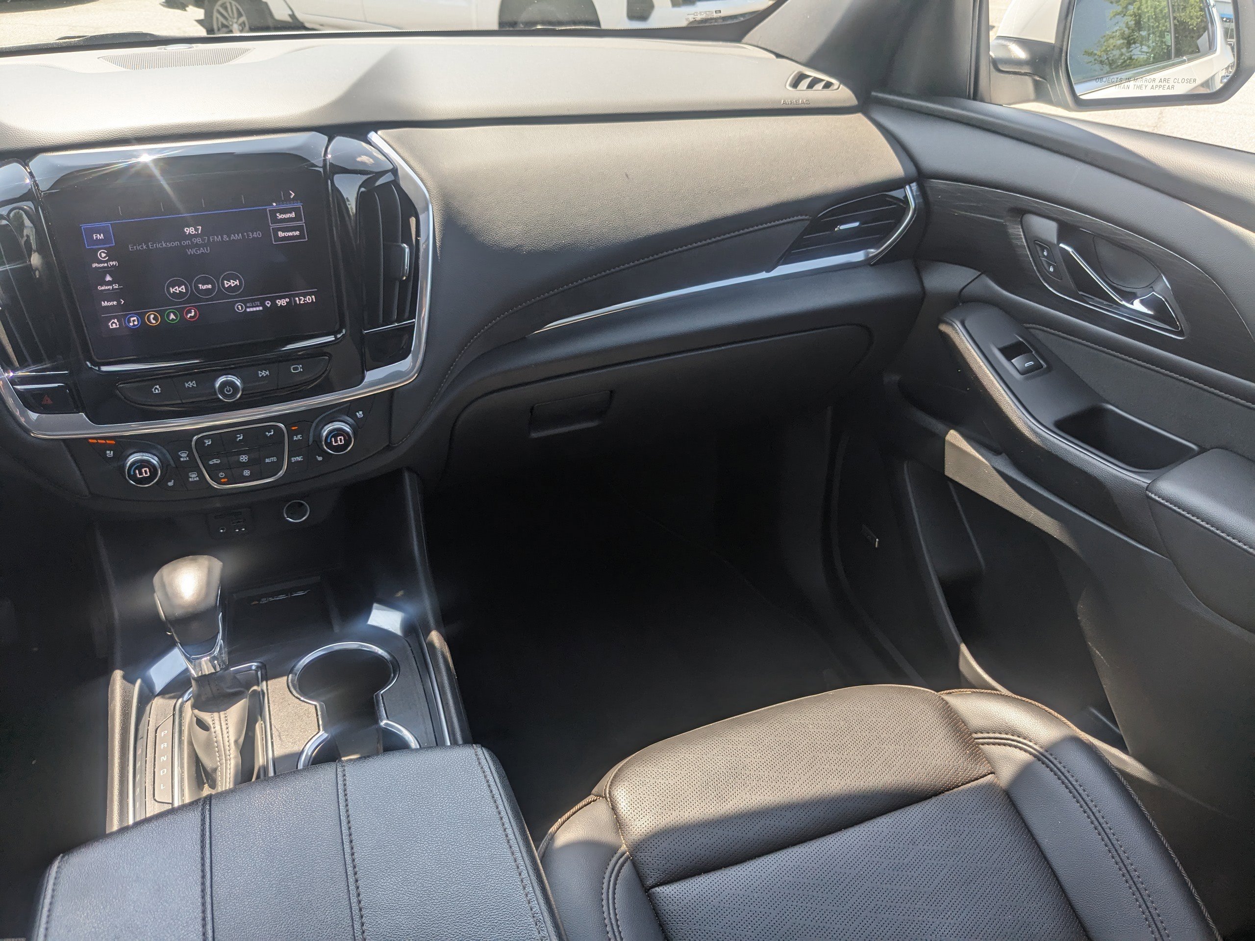 2023 Chevrolet Traverse High Country photo 19