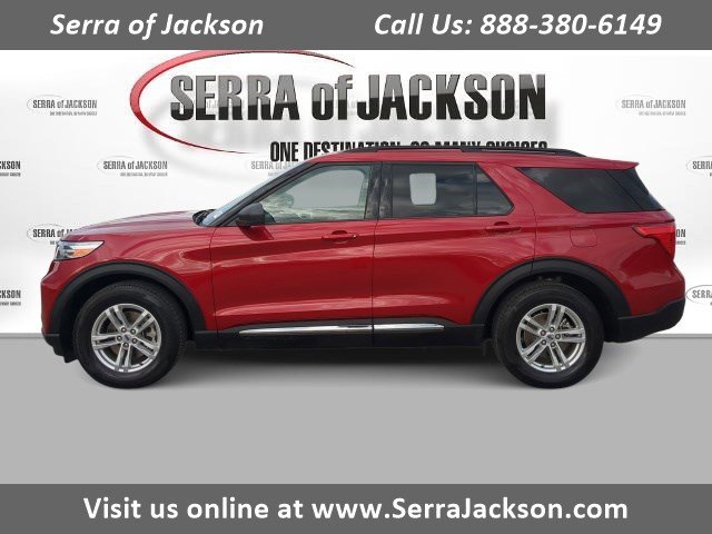 2022 Ford Explorer XLT's photo