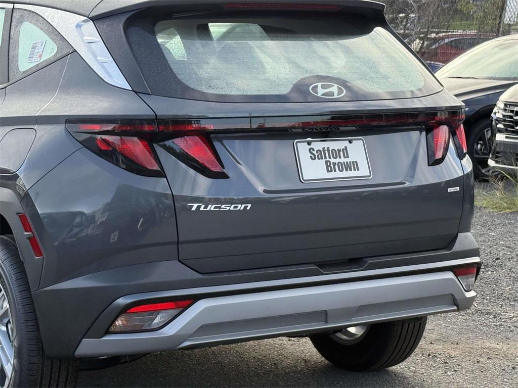 2025 Hyundai Tucson SE photo 9