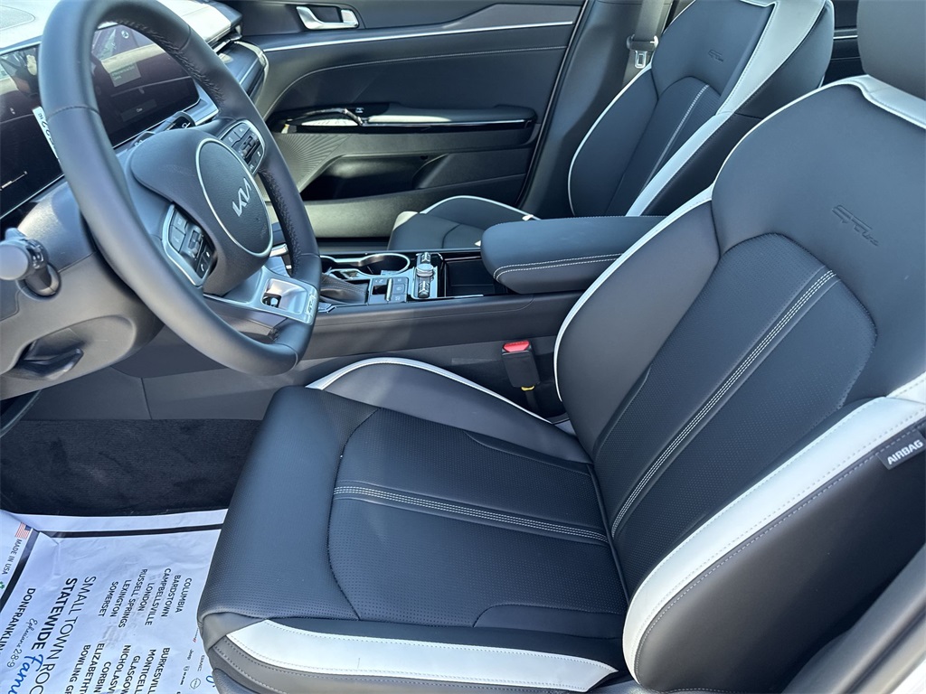 2026 Kia K5 GT-Line photo 16