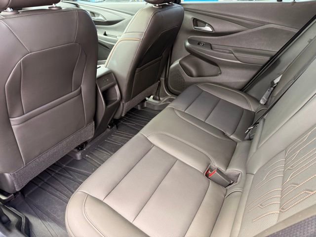 2024 Buick Envista Avenir photo 27