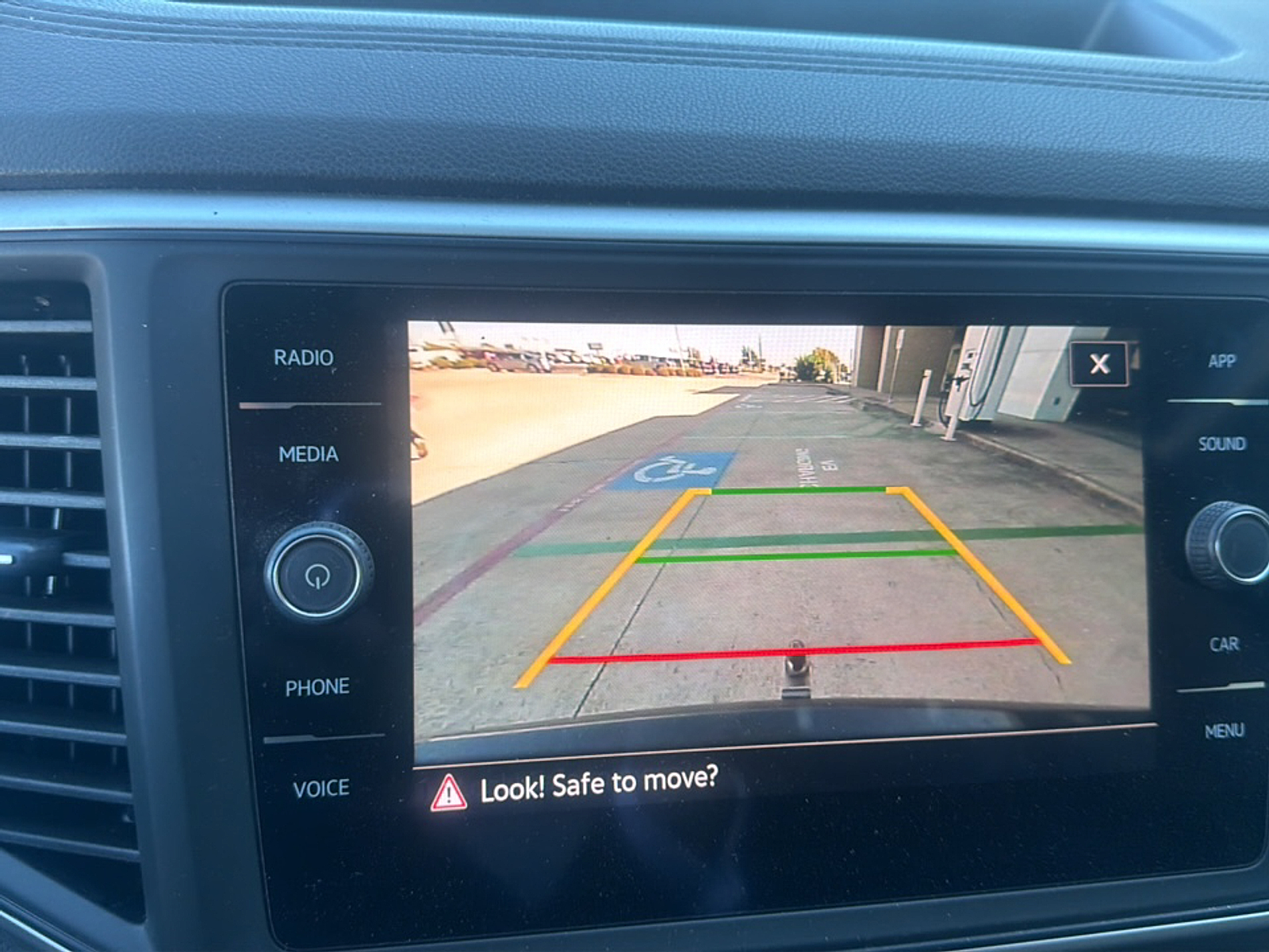 2021 Volkswagen Atlas V6 SE Technology photo 3