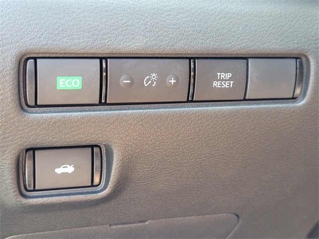 2025 Nissan Sentra S photo 14