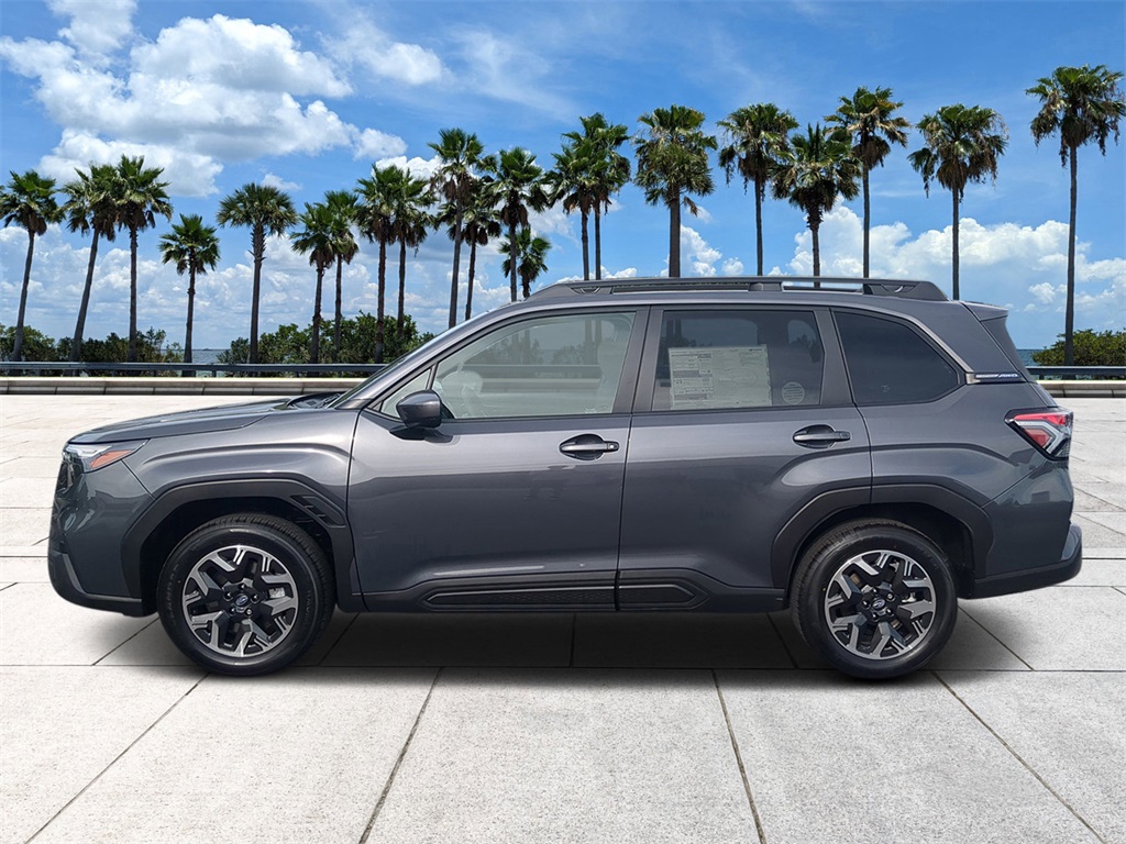 2025 Subaru Forester Premium photo 4