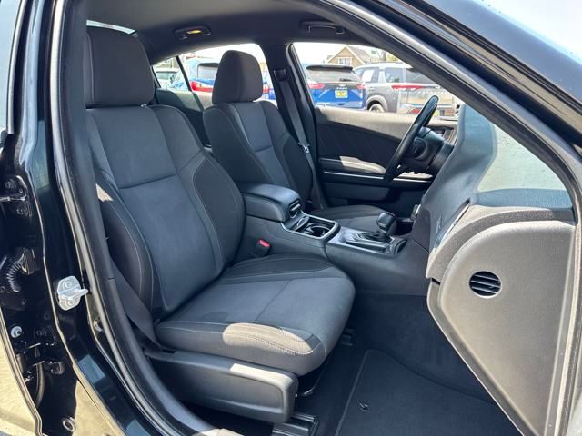 2022 Dodge Charger SXT photo 21