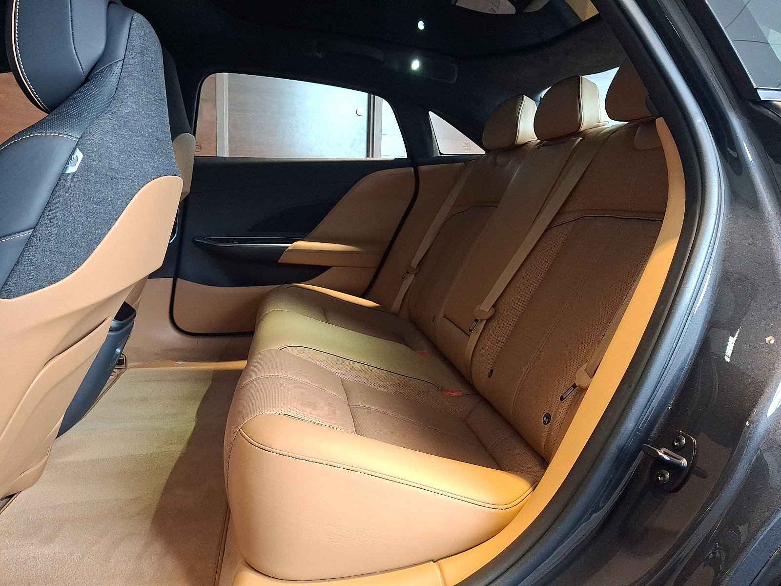 2022 Lucid Air Grand Touring photo 8