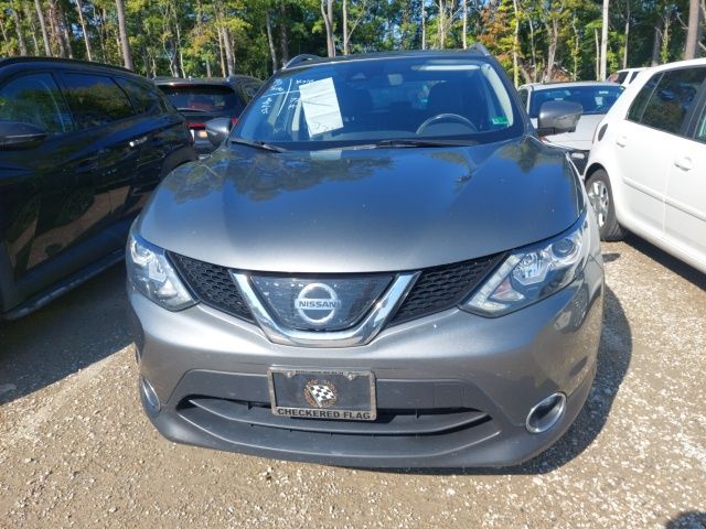 2018 Nissan Rogue Sport SL photo 3