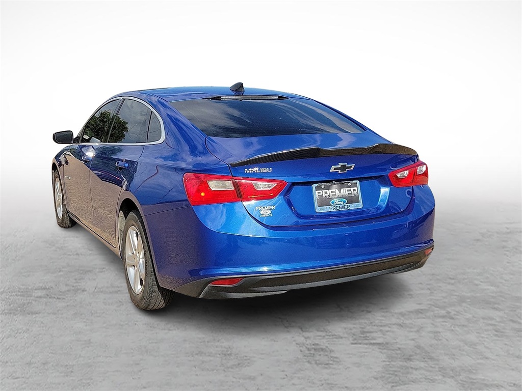 2023 Chevrolet Malibu LS photo 8