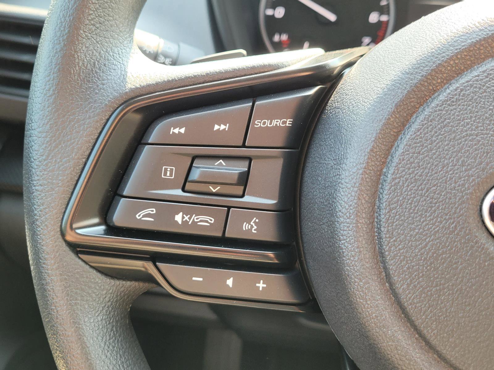 2025 Subaru Crosstrek Premium photo 7