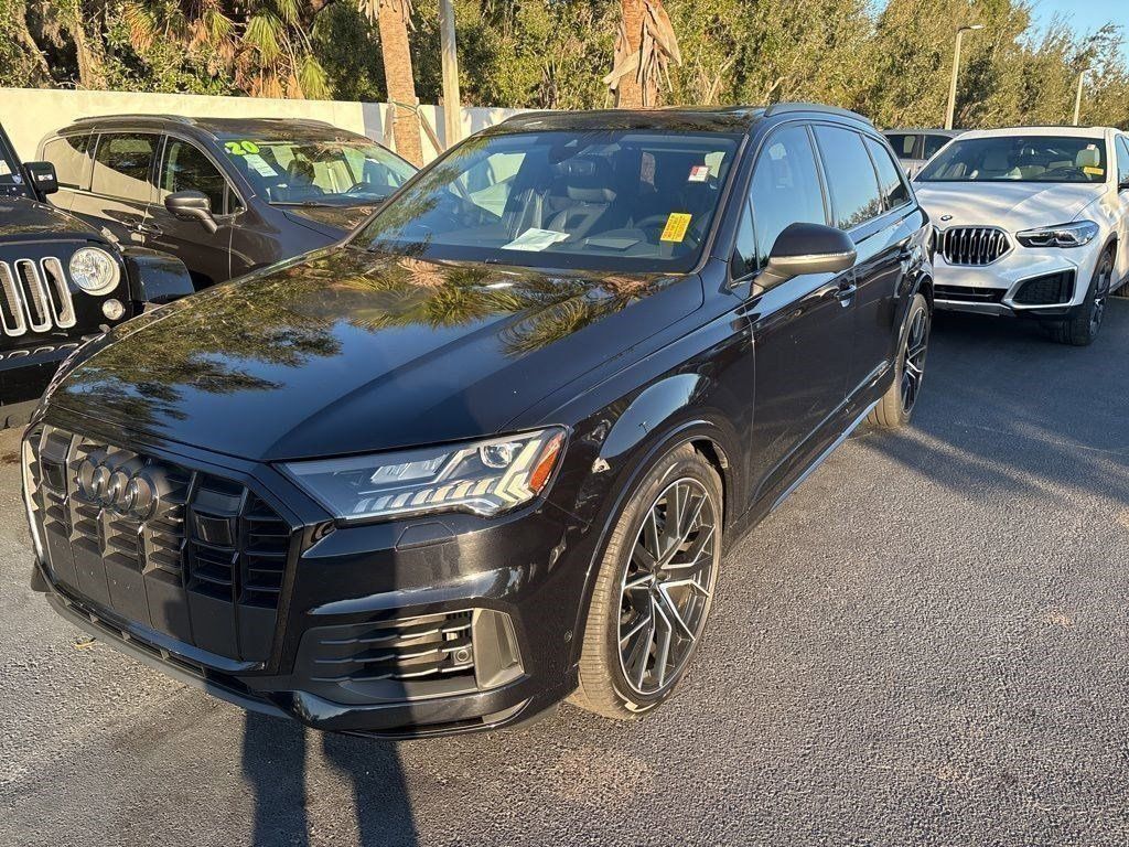 2020 Audi Q7 Prestige's photo