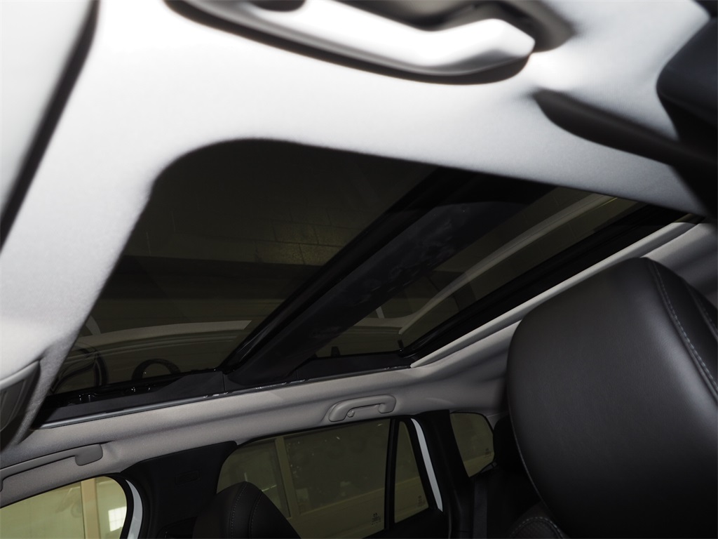 2025 Mazda CX-50 Premium photo 4