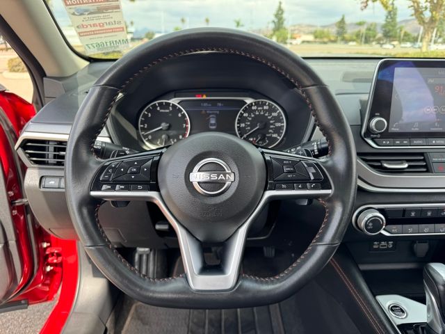 2024 Nissan Altima 2.5 SR photo 6