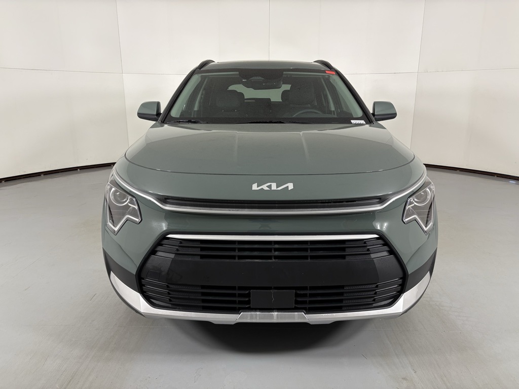 2026 Kia Niro EX Premium photo 3