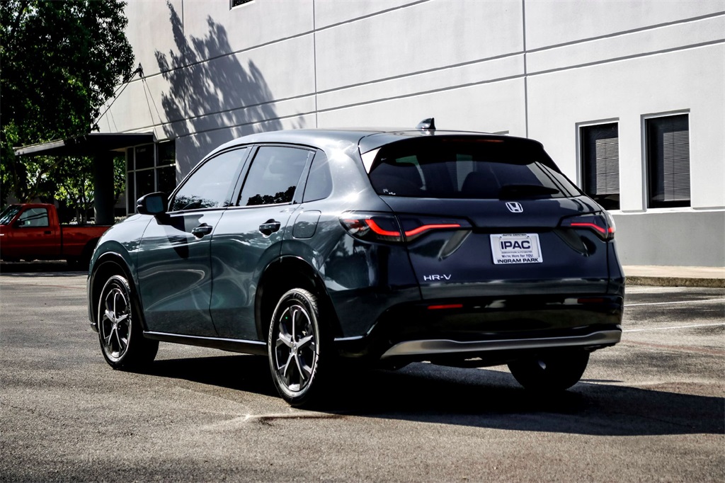 2024 Honda HR-V EX-L photo 6