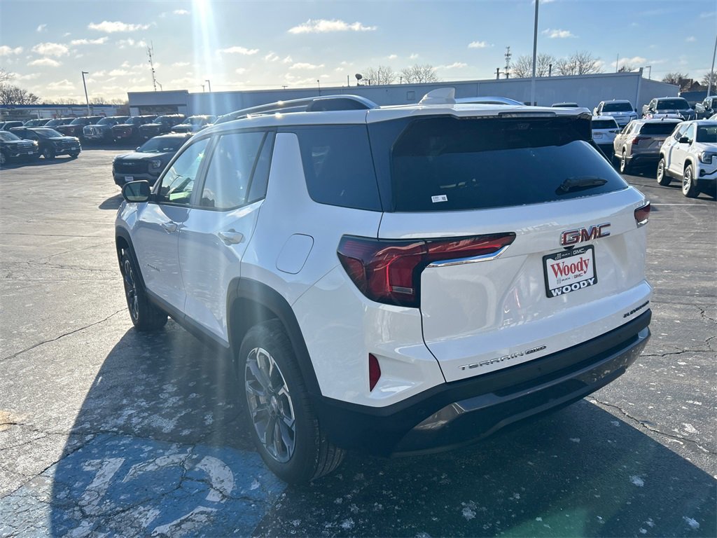 2026 GMC TERRAIN - Image 5