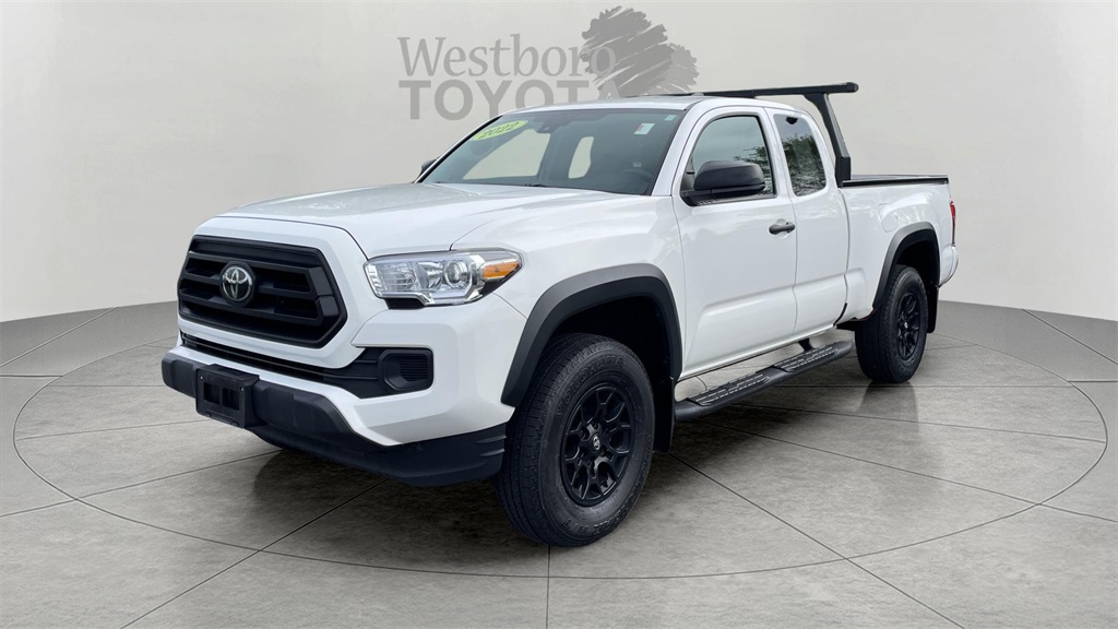 2022 Toyota Tacoma SR photo 3