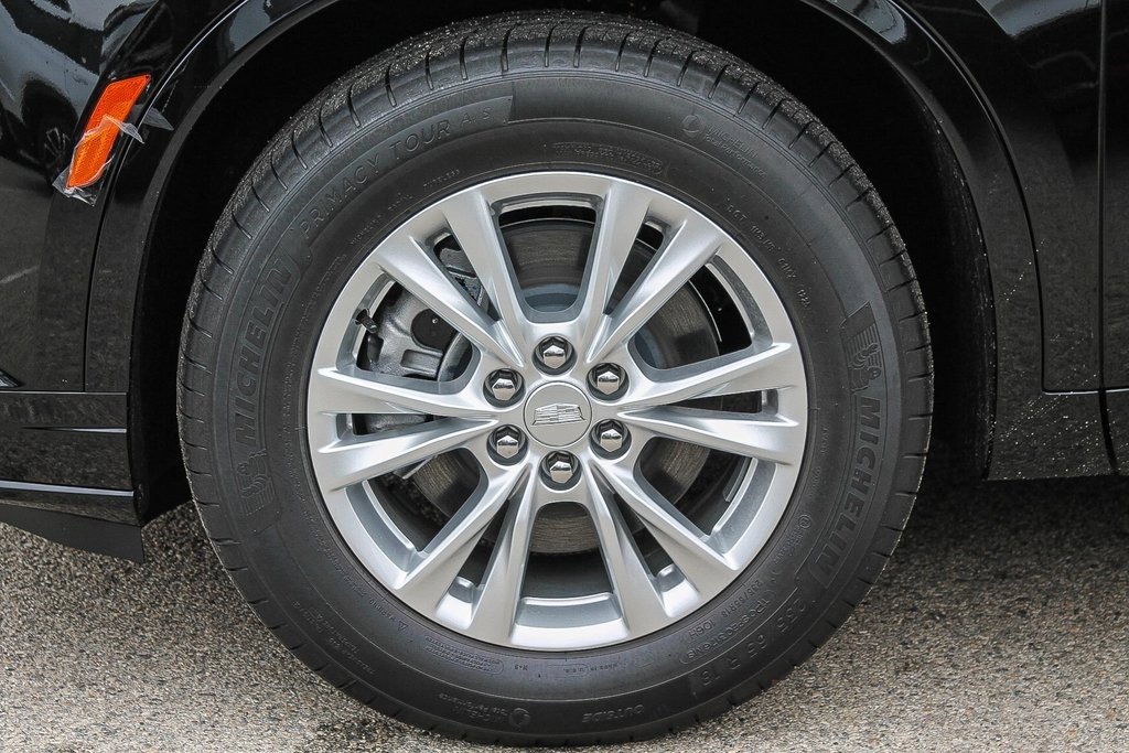 2025 Cadillac XT6 Luxury photo 6