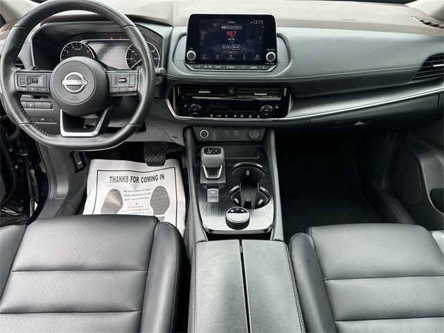 2023 Nissan Rogue SV photo 10