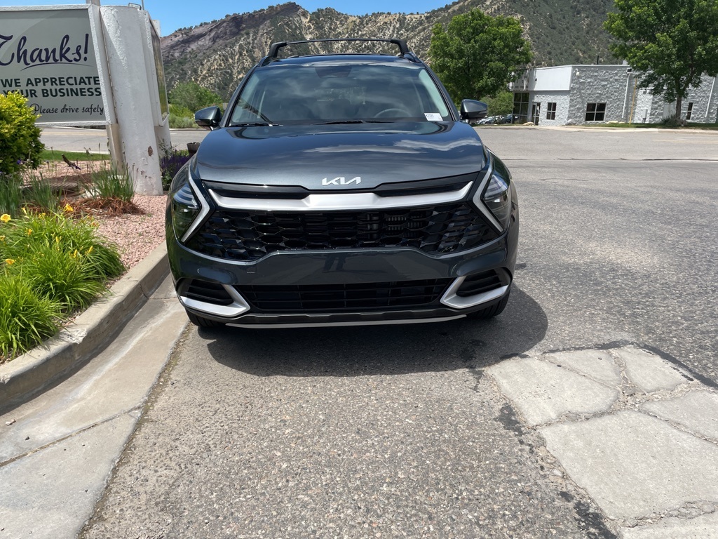 2025 Kia Sportage Hybrid EX photo 2