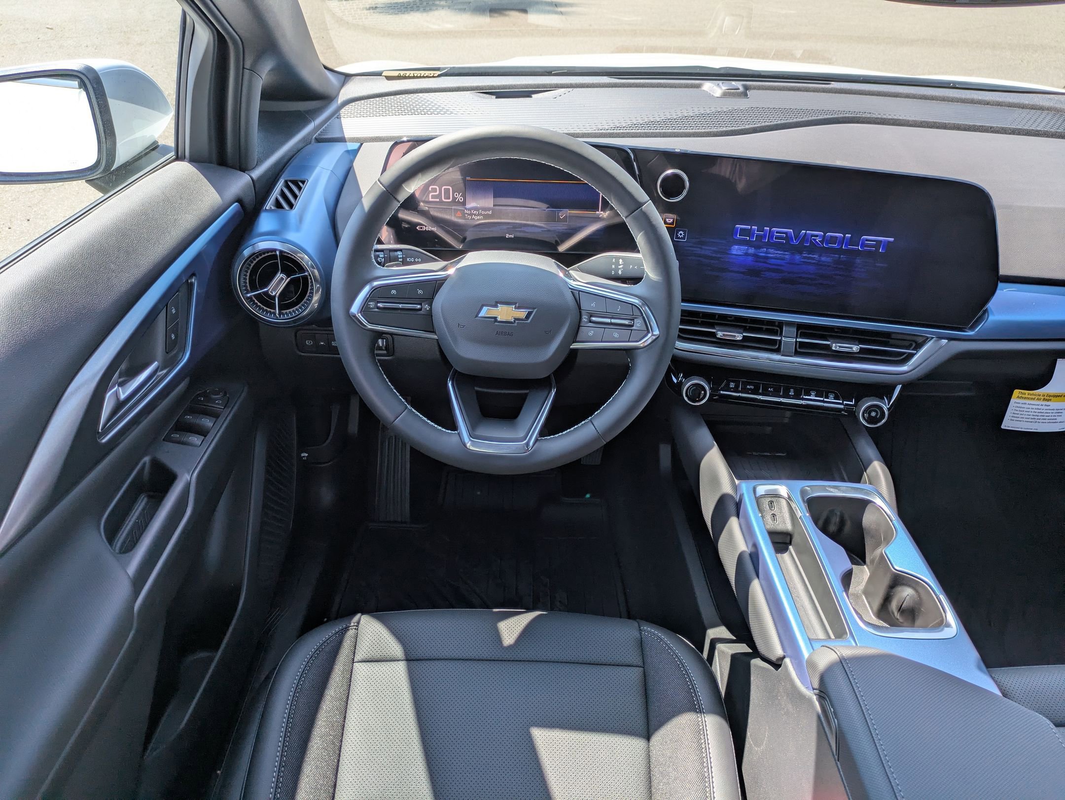 2026 Chevrolet Equinox EV 1LT photo 13