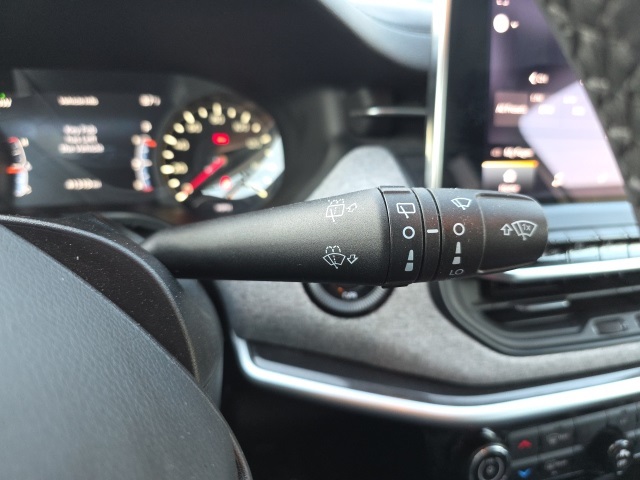 2024 Jeep Compass Latitude photo 12