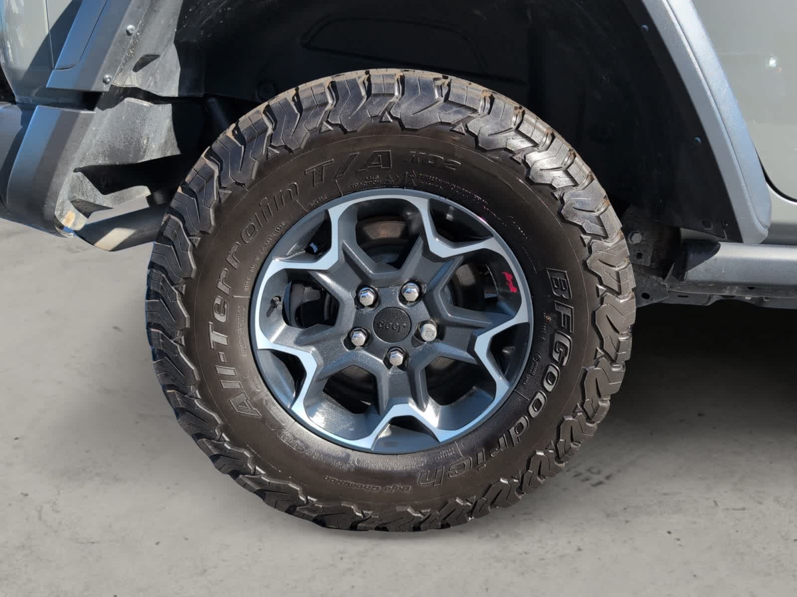 2023 Jeep Wrangler Rubicon photo 9