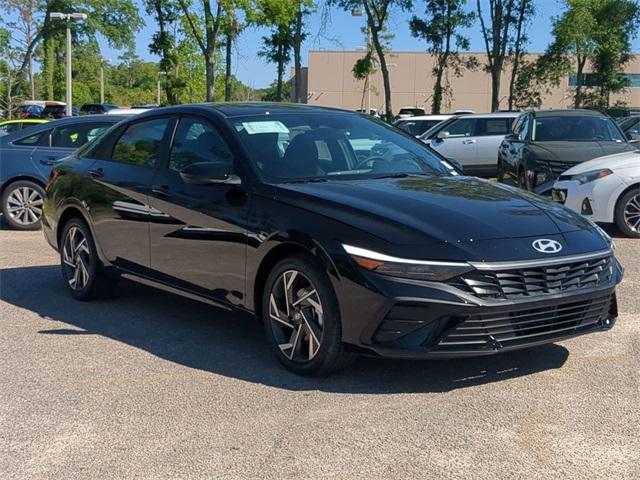 2025 Hyundai Elantra Hybrid SEL Sport photo 3