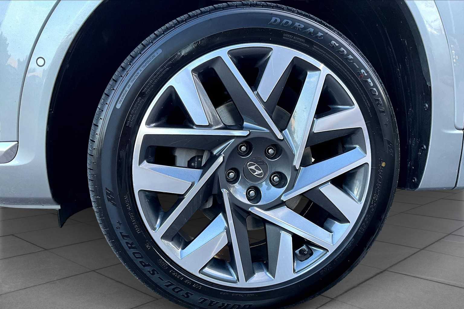 2022 Hyundai Santa Fe Calligraphy photo 9