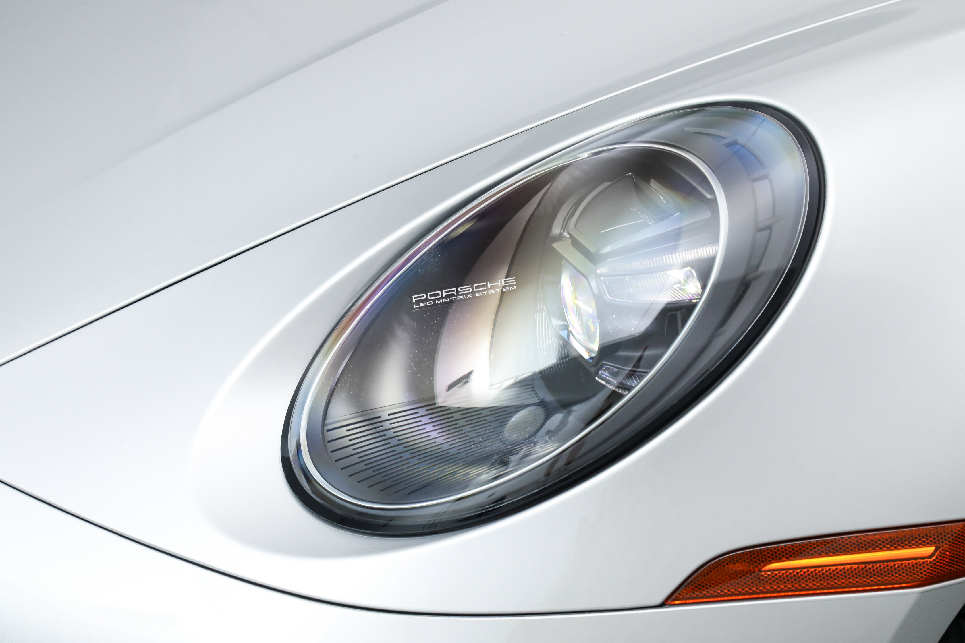 2024 Porsche 911 4 GTS Cabriolet photo 13