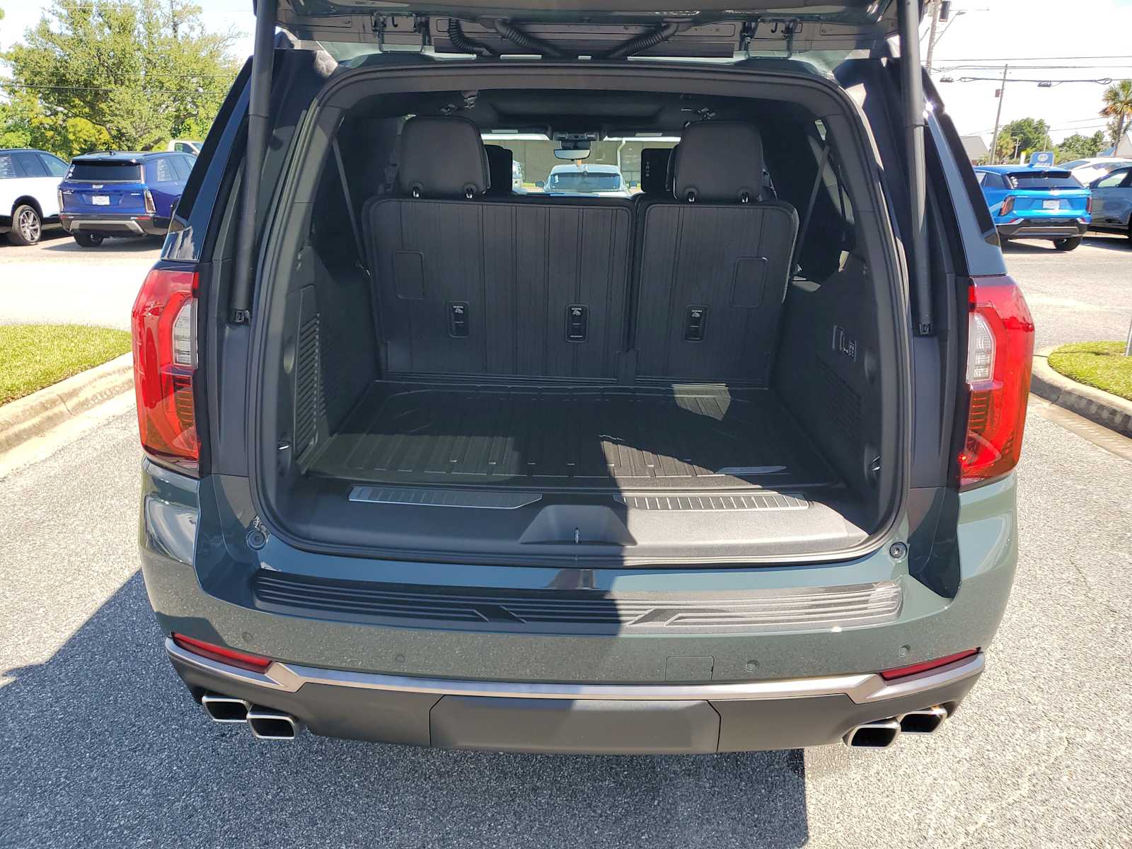 2025 Gmc Yukon XL AT4 Ultimate photo 5