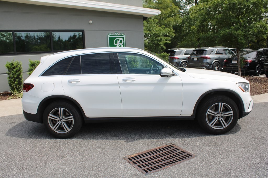 2022 Mercedes Benz GLC 300 photo 2