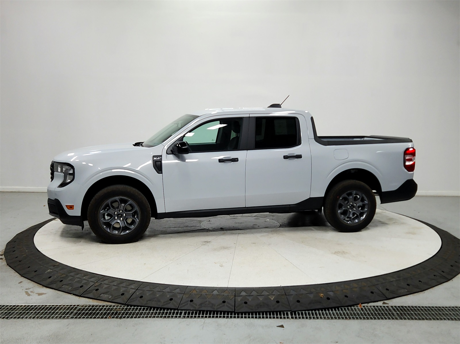 2025 Ford Maverick XLT photo 4