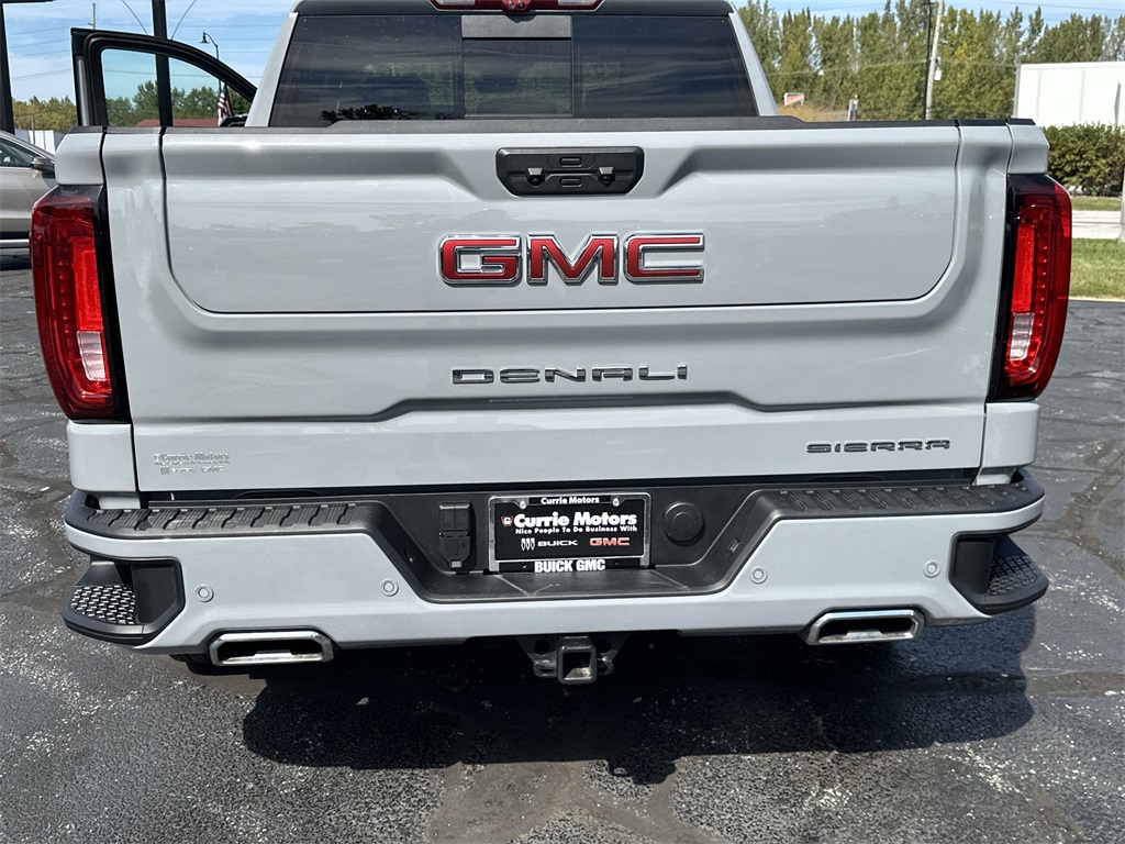 2025 GMC SIERRA - Image 24