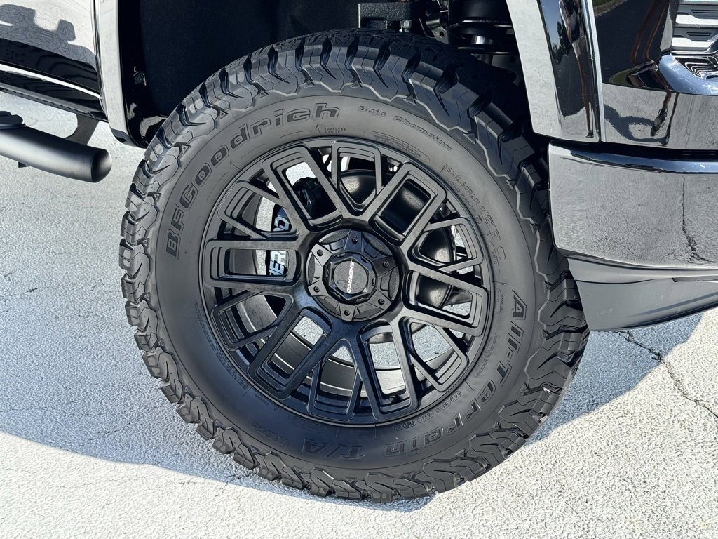 2025 Chevrolet Silverado 1500 RST photo 6
